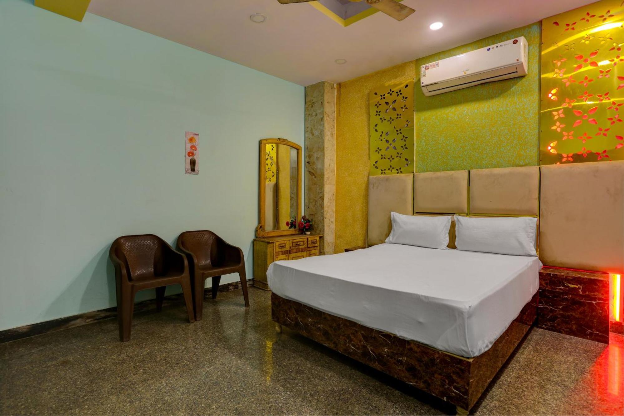 O Samrat Hotel 3*