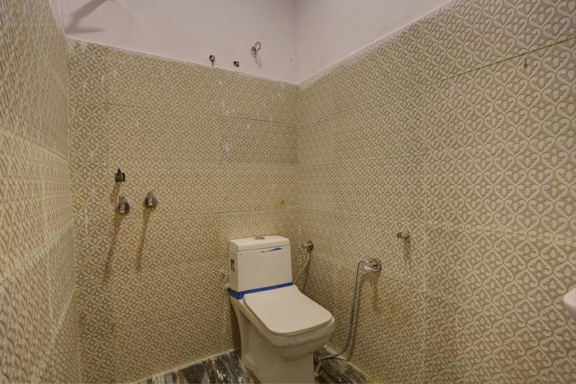 Hotel O Samrat 3*